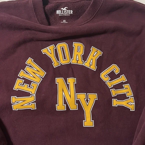 Set-Olfit-Hollister burgundy, New York cropped sweatshirt and sweatpants - Picture 5 of 9